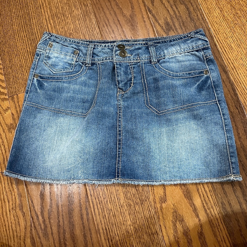 ! SO Y2K 90s Low Rise Denim Jean Mini Skirt Junior Size 5
